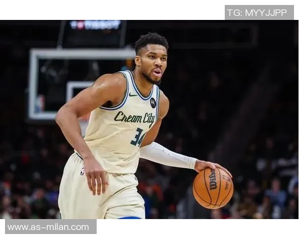 字母哥半场表现抢眼11分5篮板6助攻2抢断正负值高达18